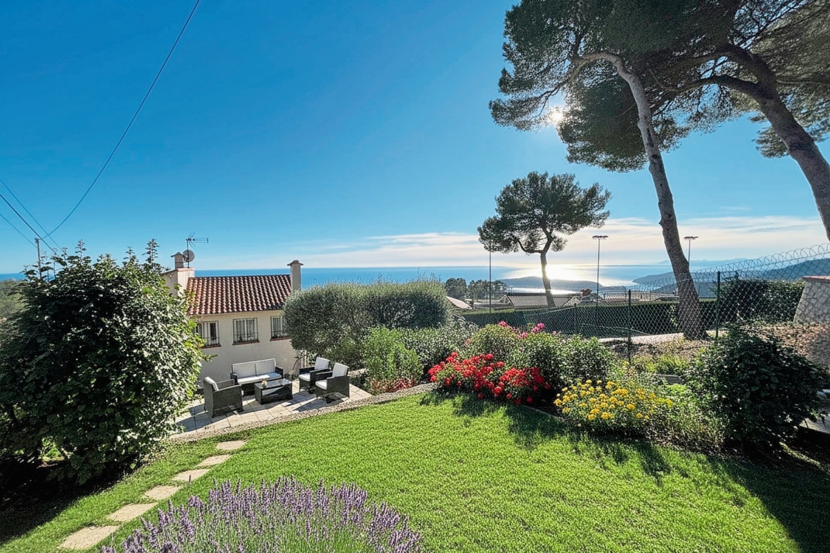 Maison de luxe à vendre à Èze, 1 480 000 €, Photo 1