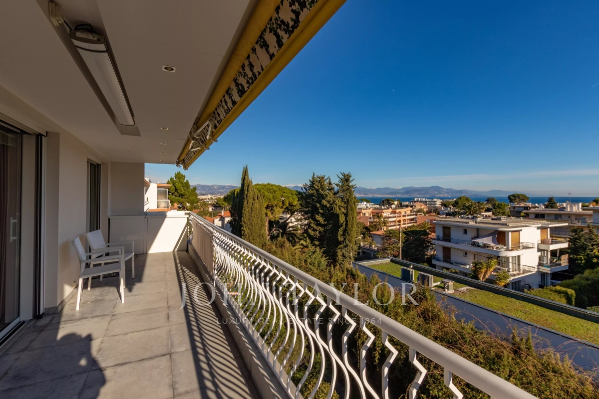 Appartement de luxe à vendre à Antibes, 1 595 000 €, Photo 3