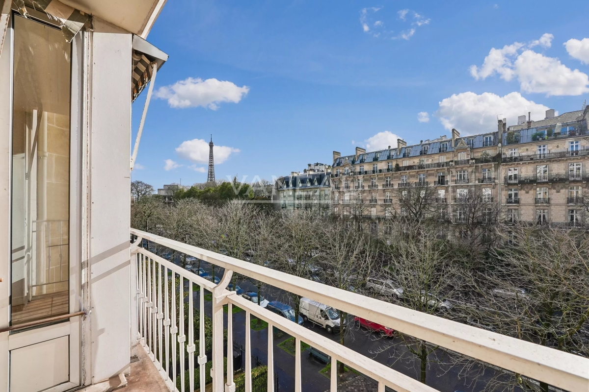 Luxury Apartment for sale in Paris 16Ème, 1 295 000 €, Photo 1