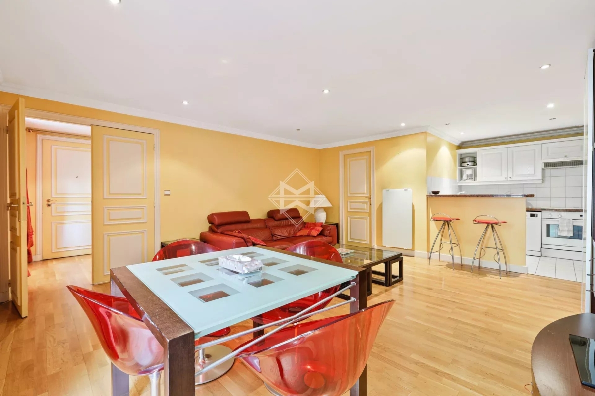 Appartement de luxe à vendre à Paris 8Ème, 1 049 500 €, Photo 2