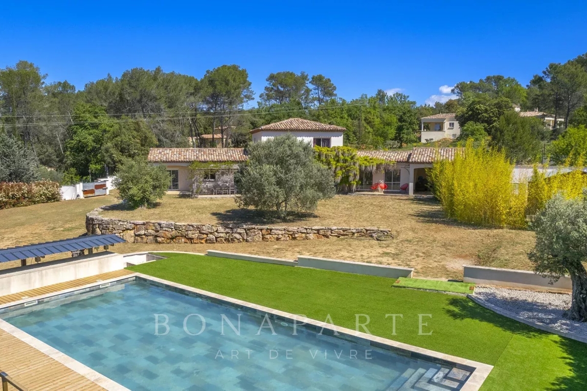 Maison de luxe à vendre à Lorgues, 795 000 €, Photo 2