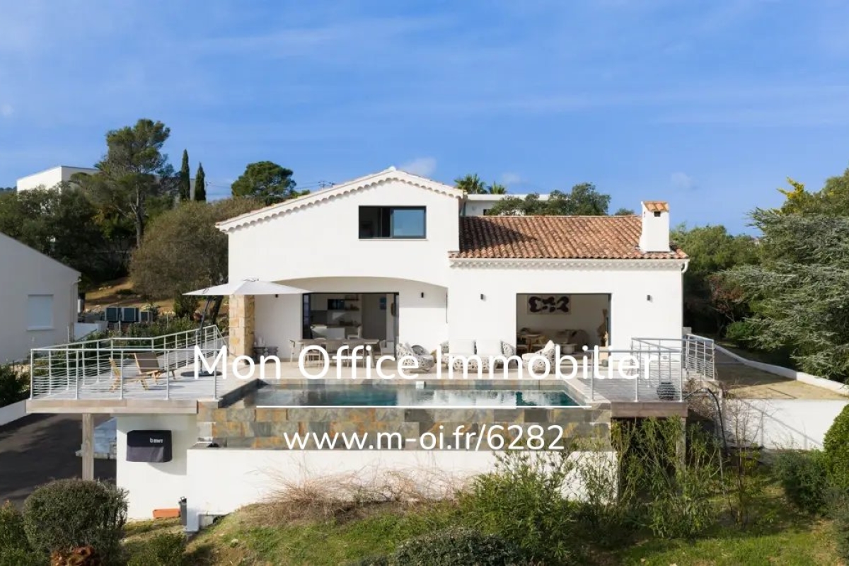 Maison de luxe à vendre à Fréjus, 1 625 000 €, Photo 2