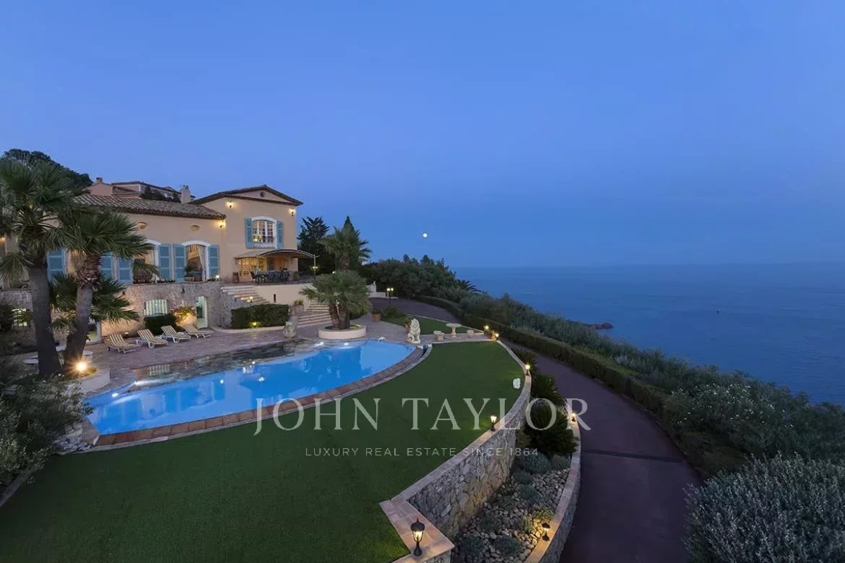 Maison de luxe à vendre à Agay, 3 600 000 €, Photo 3