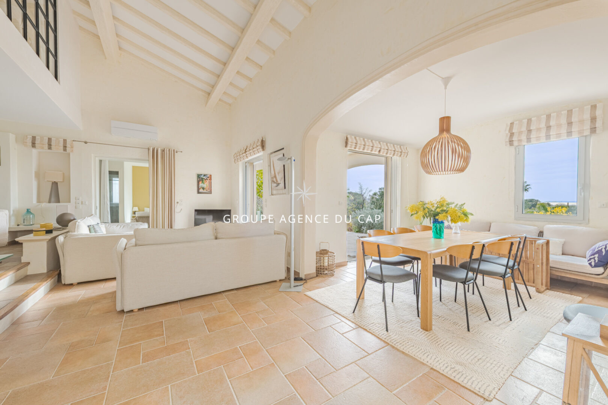 Luxury House for sale in Saint-Raphaël, 1 680 000 €, Photo 3