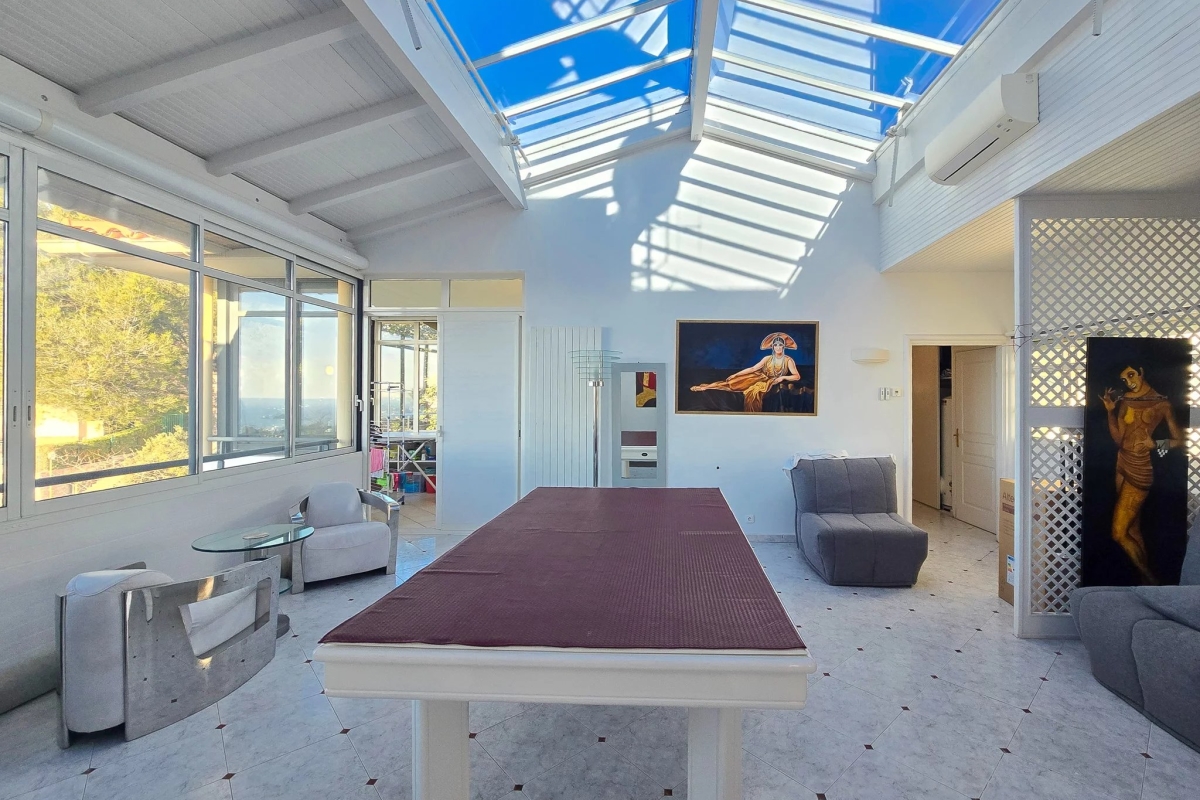 Luxury Apartment for sale in Saint-Raphaël, 1 950 000 €, Photo 7