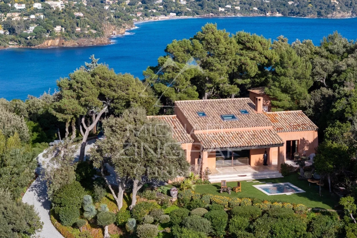 Maison de luxe à vendre à Le Lavandou, 4 800 000 €, Photo 1