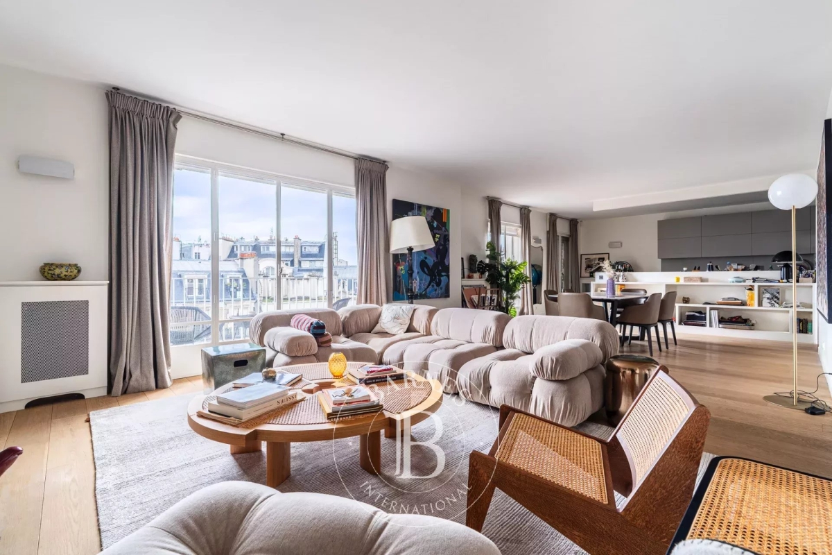 Luxury Apartment for sale in Paris 16ème, 1 890 000 €, Photo 2