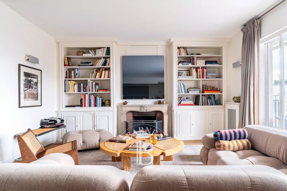 Luxury Apartment for sale in Paris 16ème, 1 890 000 €, Photo 3