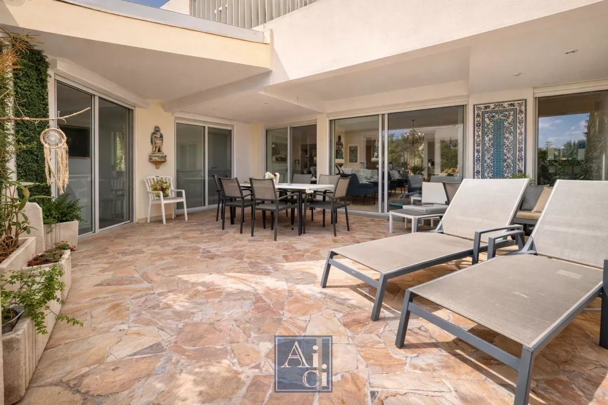 Luxury Apartment for sale in Cannes, 1 415 000 €, Photo 3