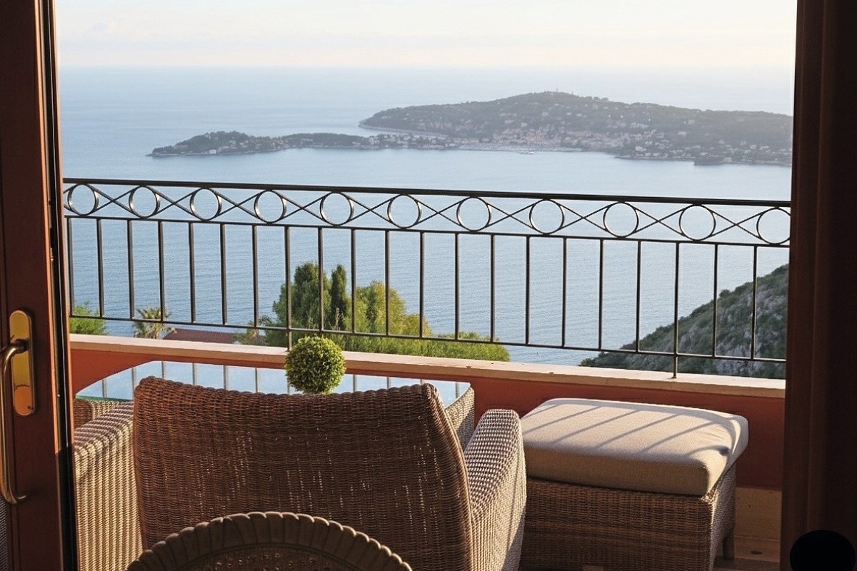 Appartement de luxe à louer à Èze, 4 350 €, Photo 1