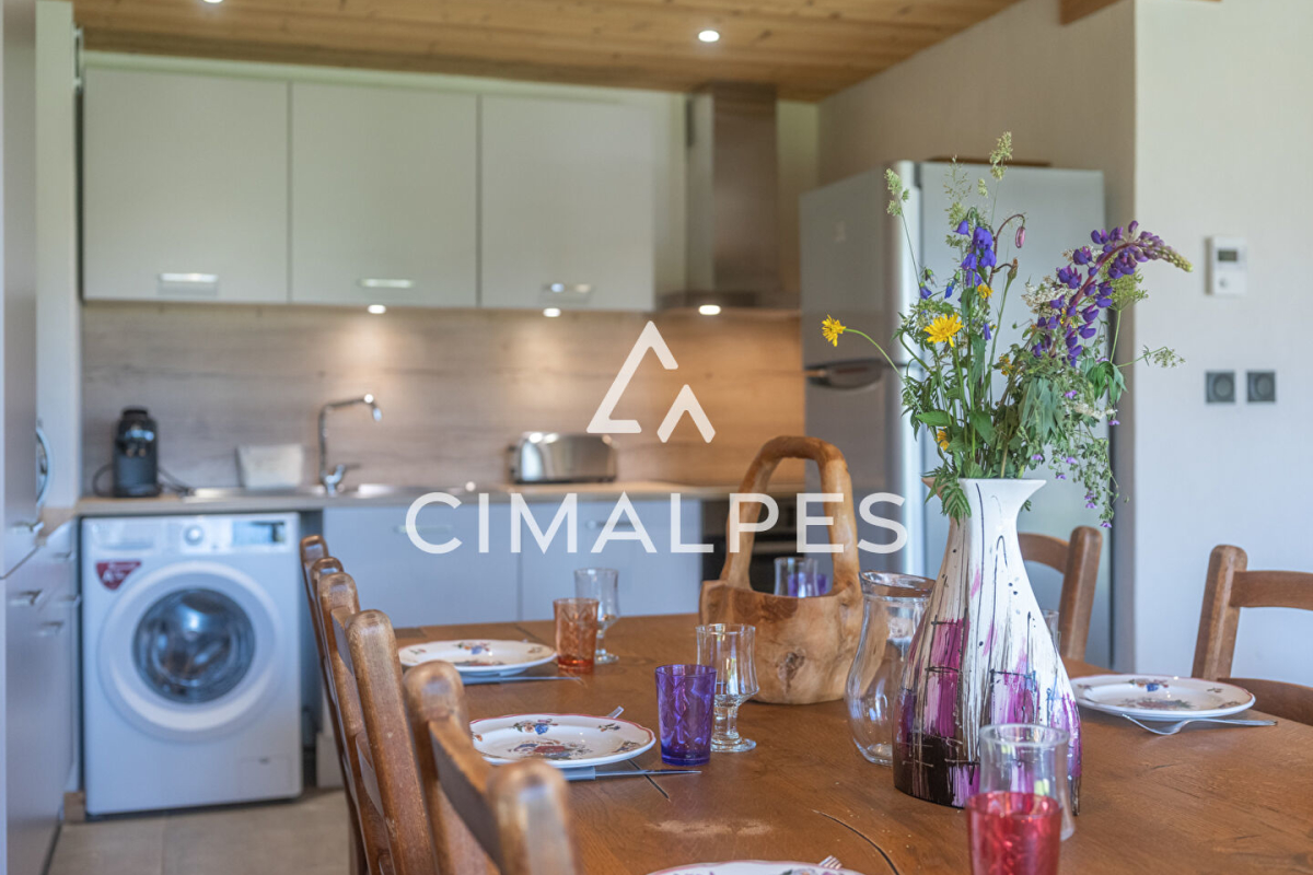 Luxury Apartment for sale in L Alpe-d'Huez, 1 200 000 €, Photo 2