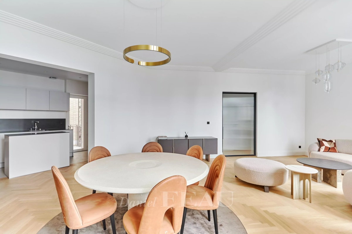 Appartement de luxe à louer à Paris 16Ème, 6 100 €, Photo 3