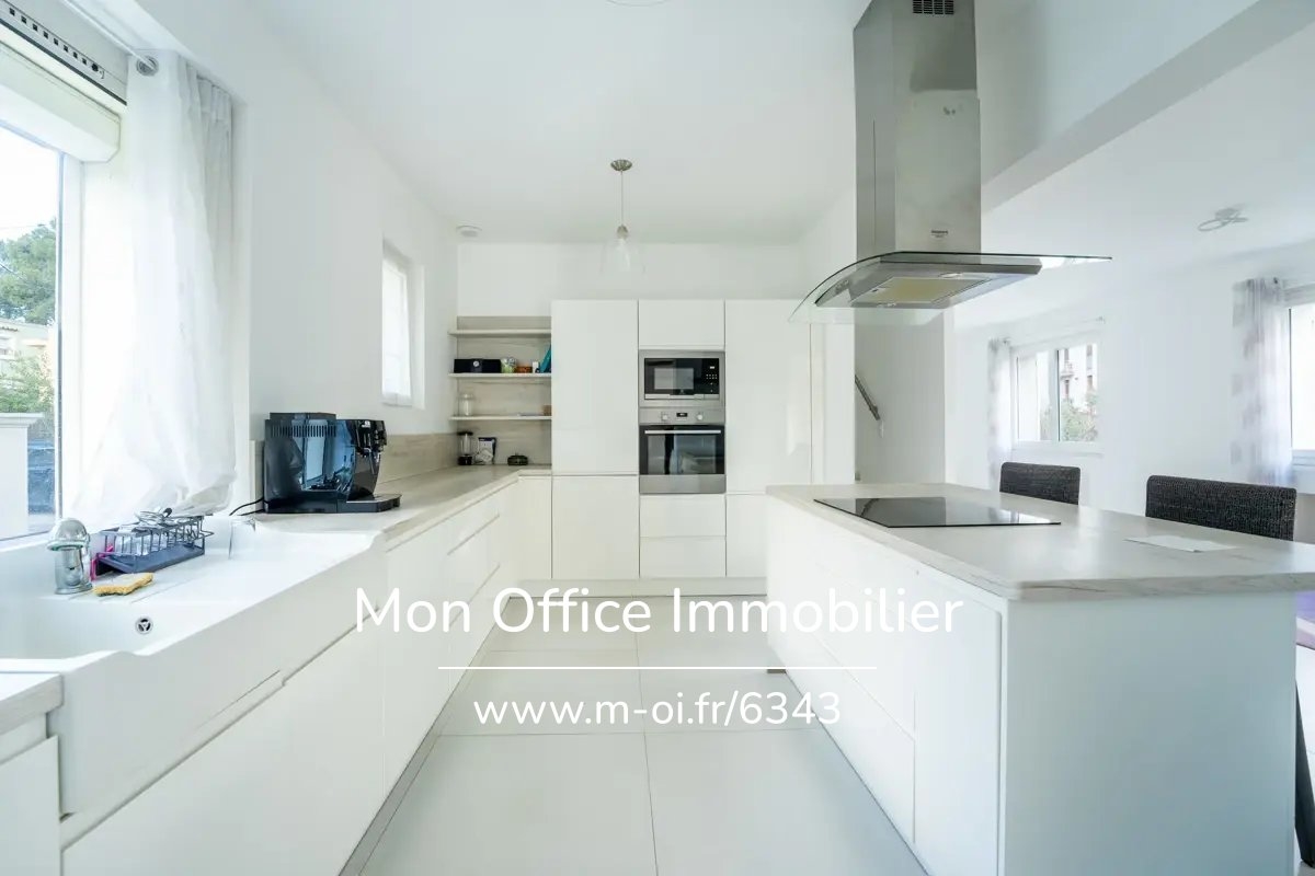 Maison de luxe à vendre à Aix-en-Provence, 1 396 000 €, Photo 4