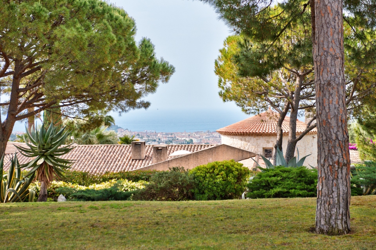 Luxury House for sale in Nice, 2 110 000 €, Photo 1