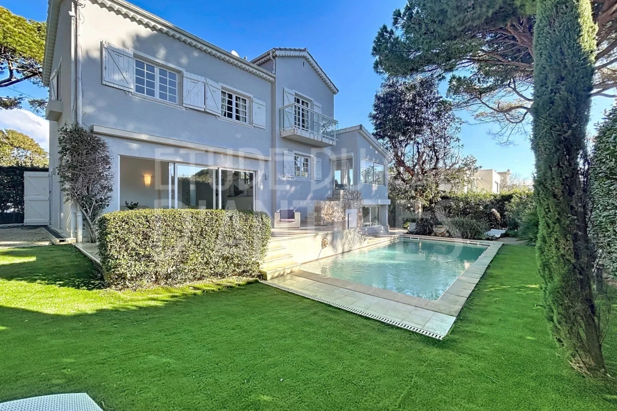 Maison de luxe à vendre à Cap d'Antibes, 2 950 000 €, Photo 3