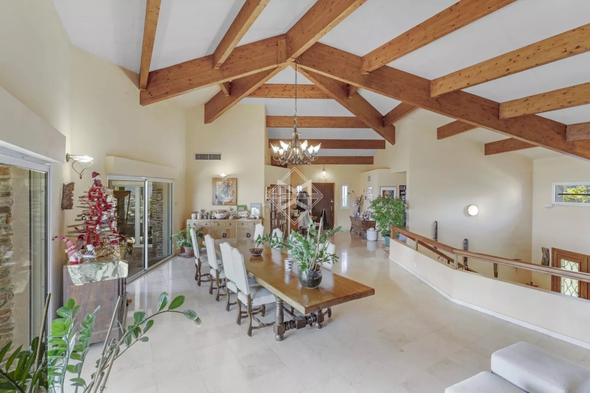 Maison de luxe à vendre à Les Salins d'Hyères, 2 150 000 €, Photo 5