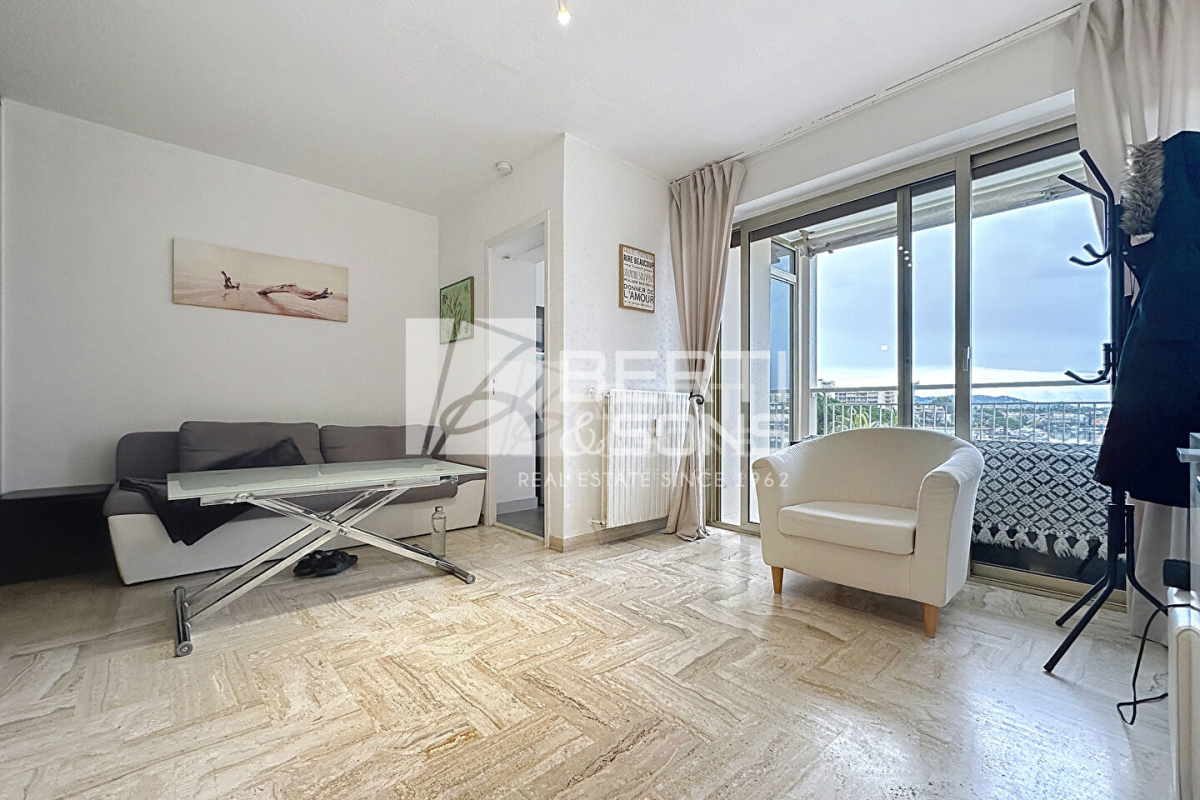 Appartement de luxe à vendre à Mandelieu-la-Napoule, 179 000 €, Photo 3