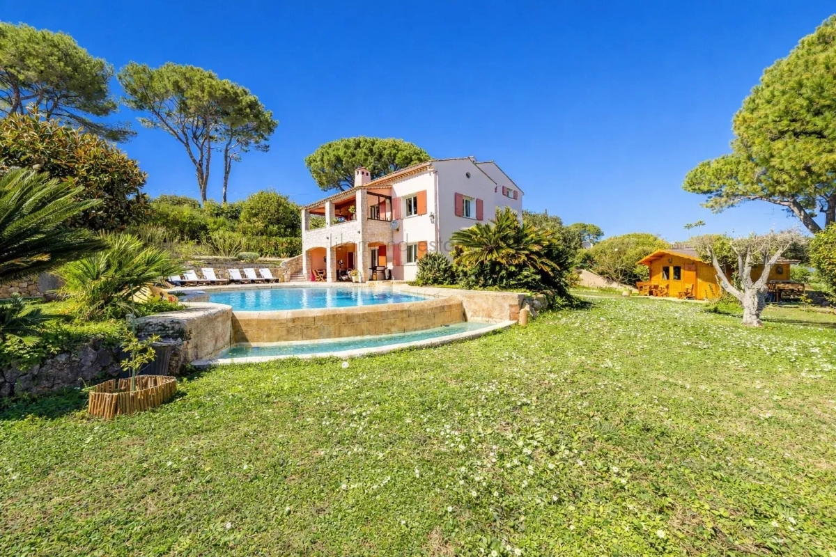 Maison de luxe à vendre à Antibes, 1 690 000 €, Photo 4