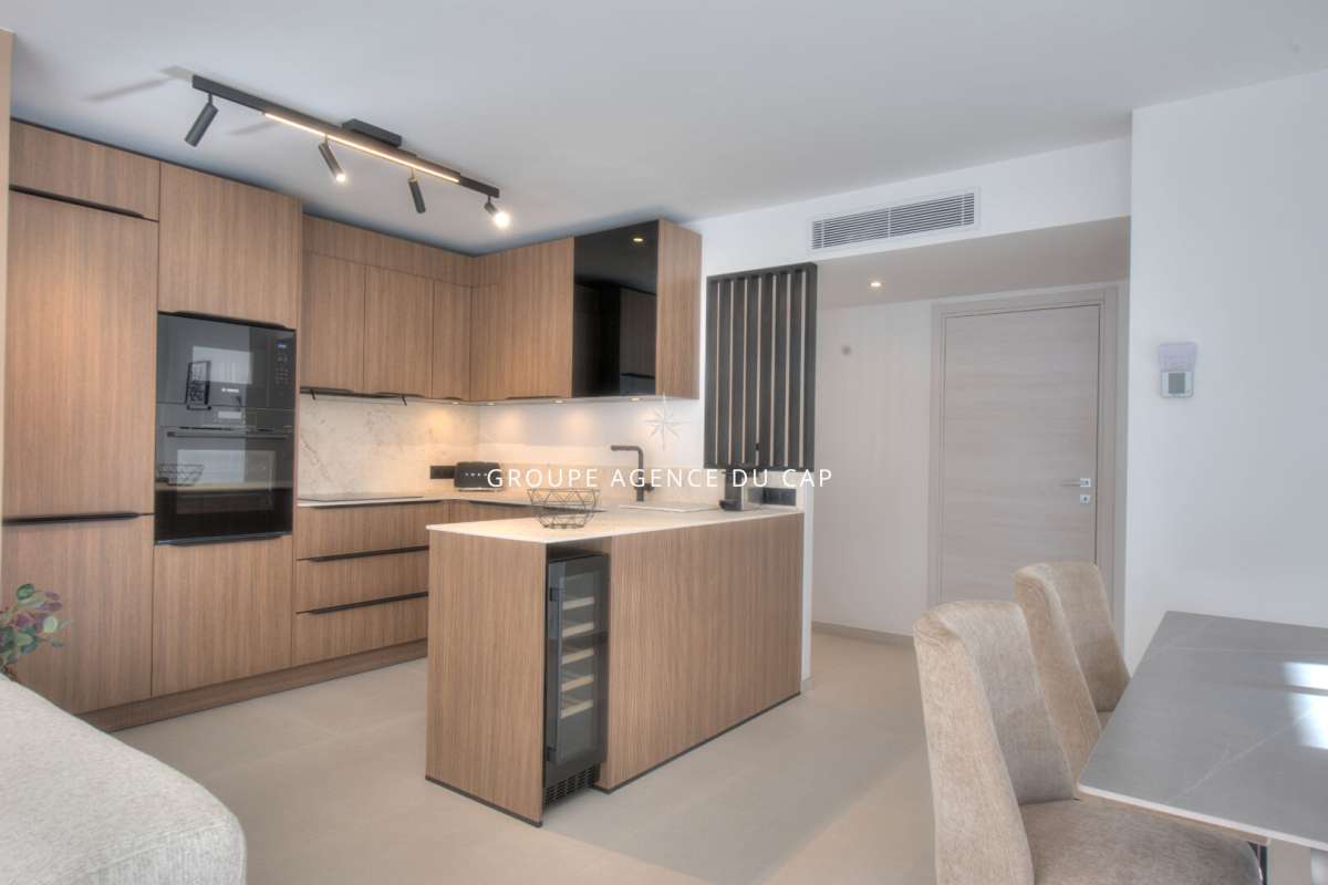 Appartement de luxe à vendre à Saint-Aygulf, 655 000 €, Photo 3