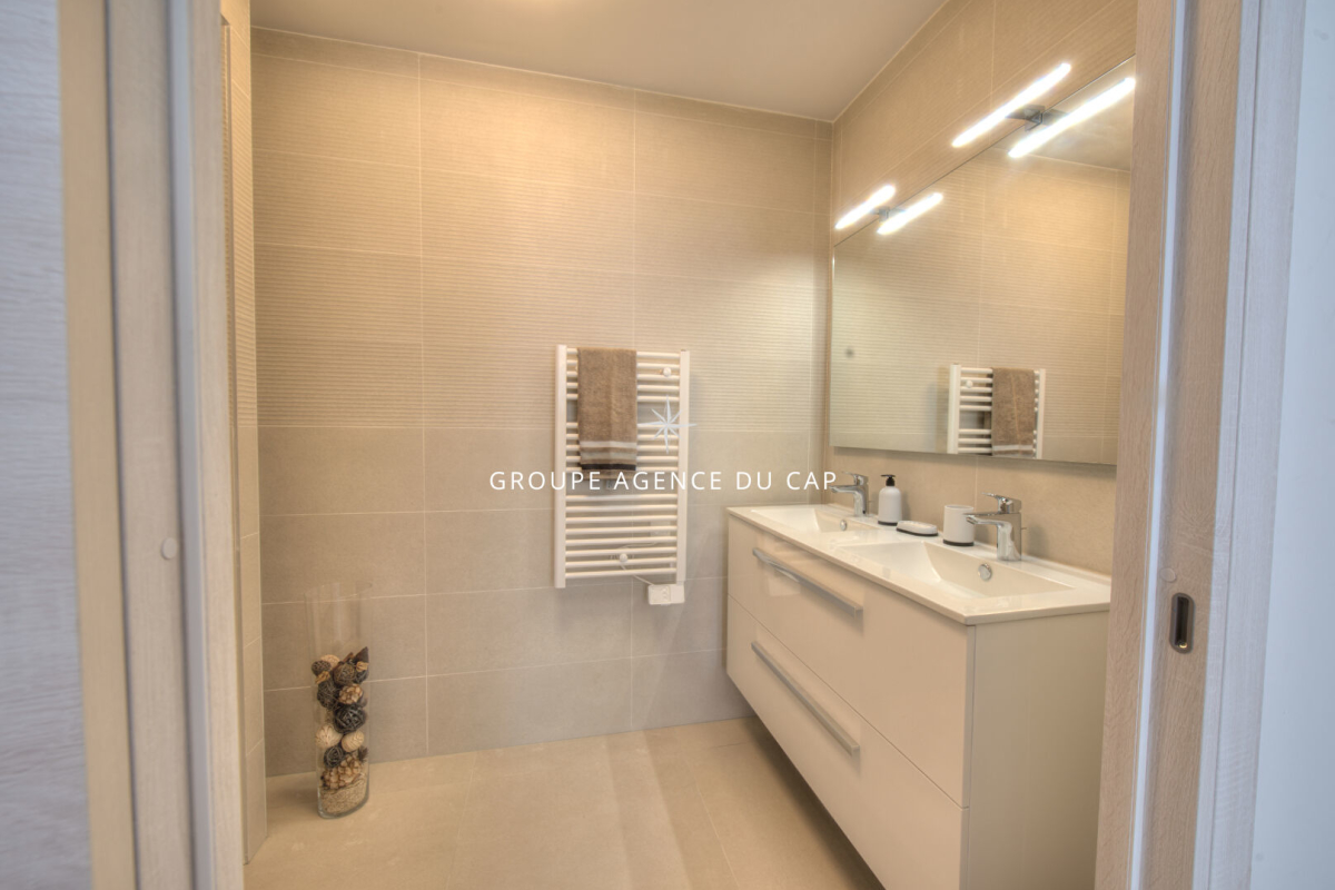 Appartement de luxe à vendre à Saint-Aygulf, 655 000 €, Photo 6