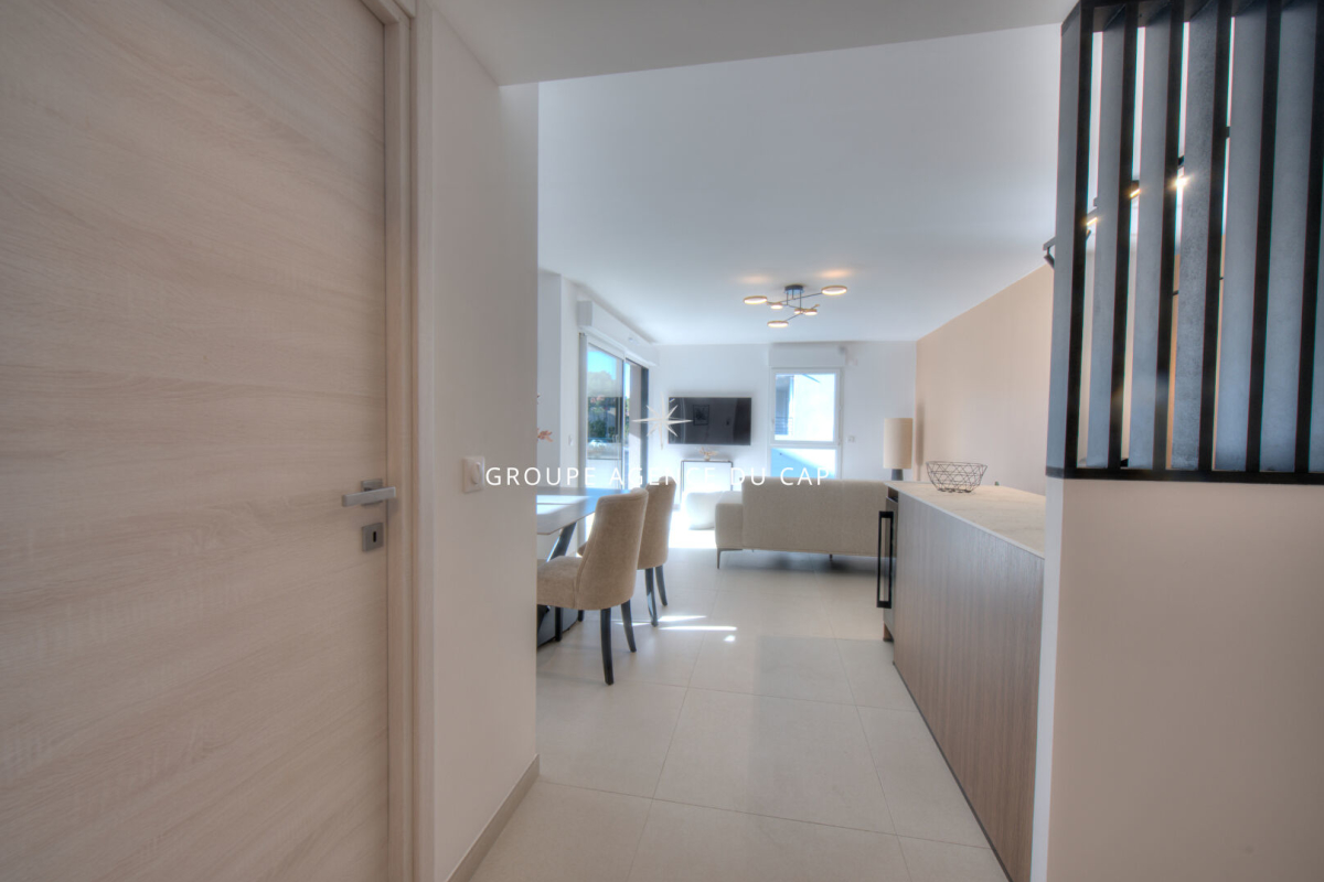 Appartement de luxe à vendre à Saint-Aygulf, 655 000 €, Photo 7