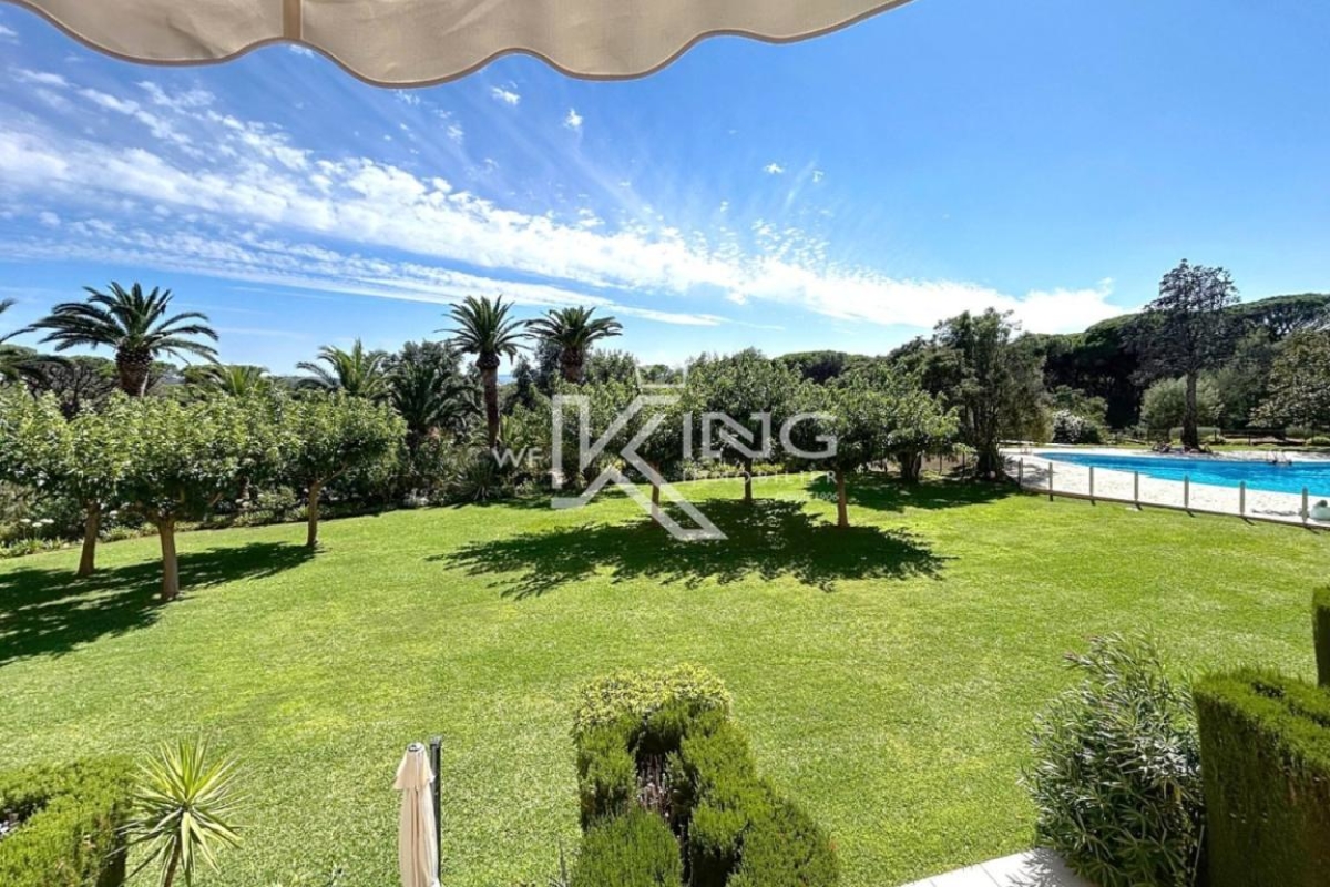 Appartement de luxe à vendre à Saint-Raphaël, 450 000 €, Photo 2