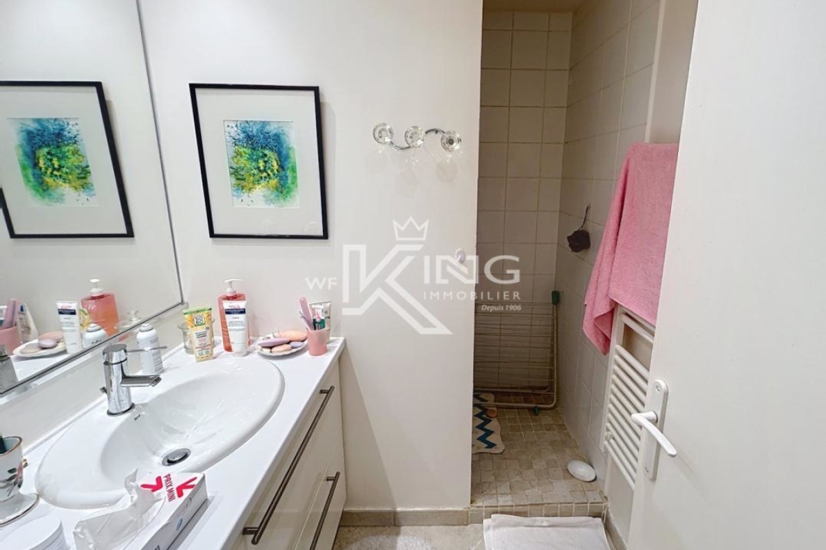 Appartement de luxe à vendre à Saint-Raphaël, 450 000 €, Photo 5