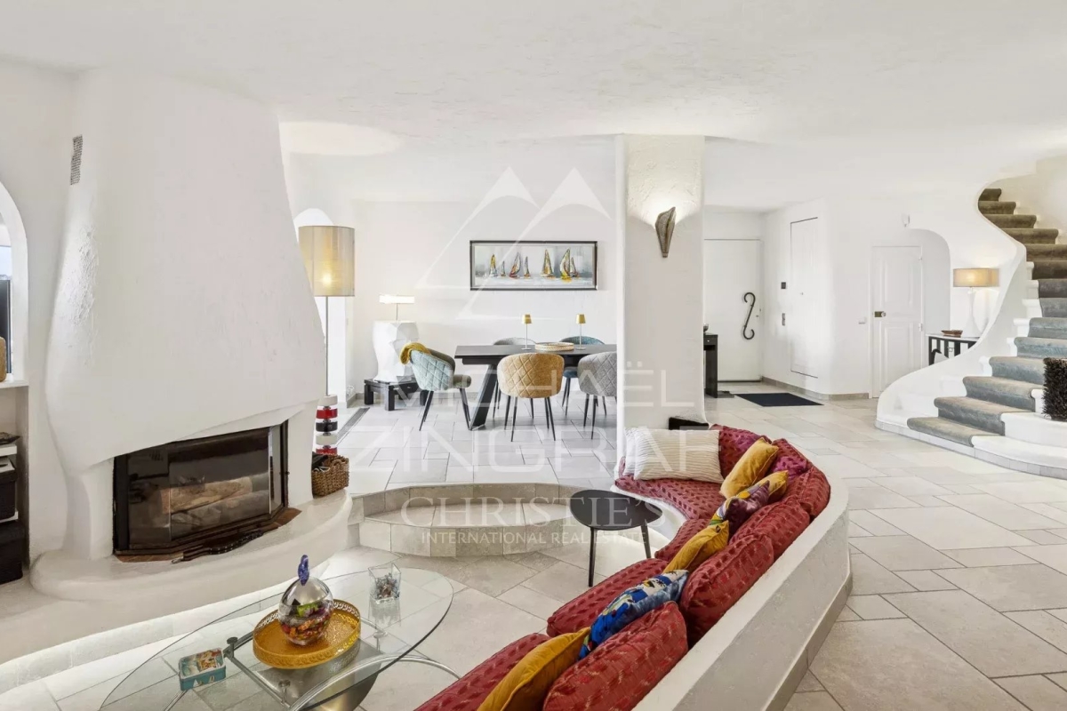 Luxury House for sale in Mandelieu-la-Napoule, 1 690 000 €, Photo 4