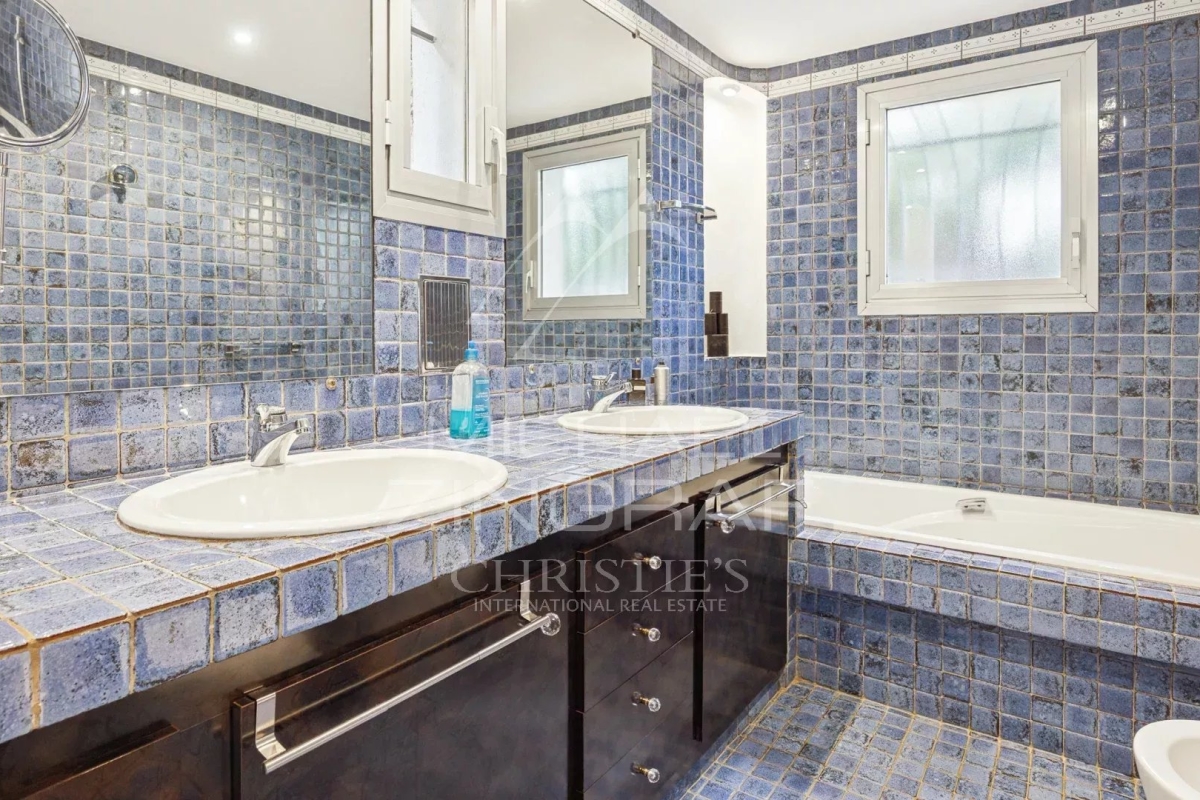Luxury House for sale in Mandelieu-la-Napoule, 1 690 000 €, Photo 7