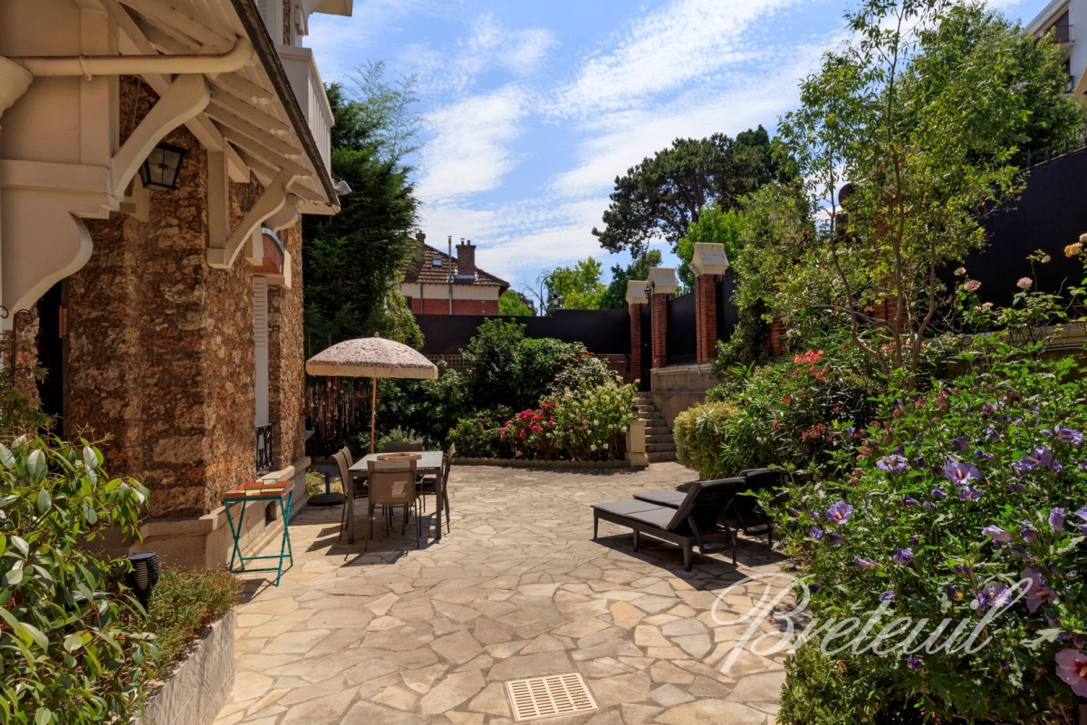 Maison de luxe à vendre à Saint-Cloud, 2 288 000 €, Photo 1