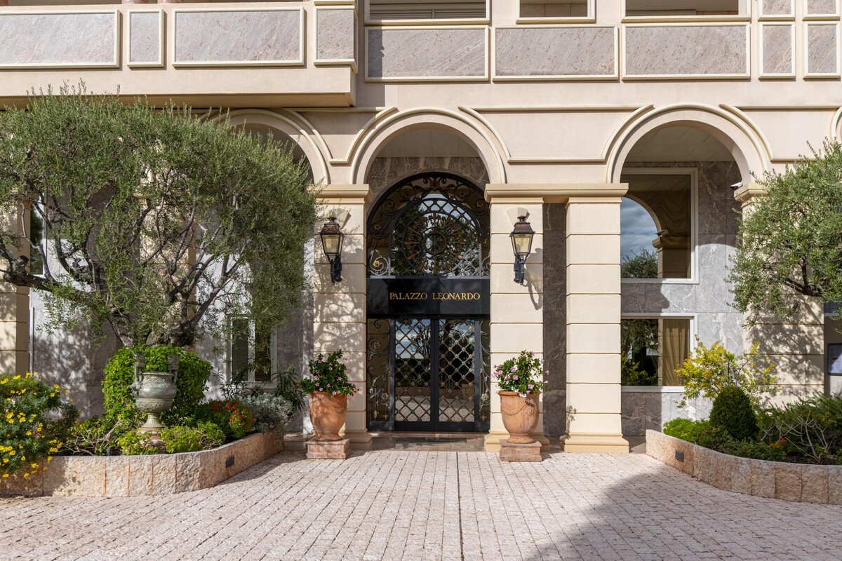 Luxury Apartment for sale in Monaco, 51 800 000 €, Photo 4