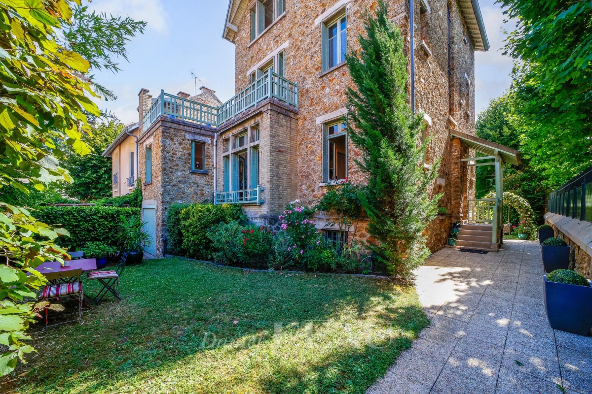 Maison de luxe à vendre à Versailles, 2 450 000 €, Photo 1