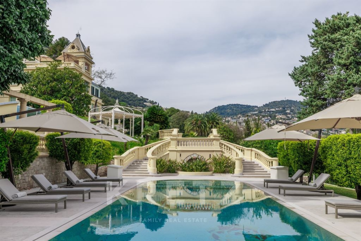 Maison de luxe à vendre à Villefranche-sur-Mer, 31 000 000 €, Photo 2