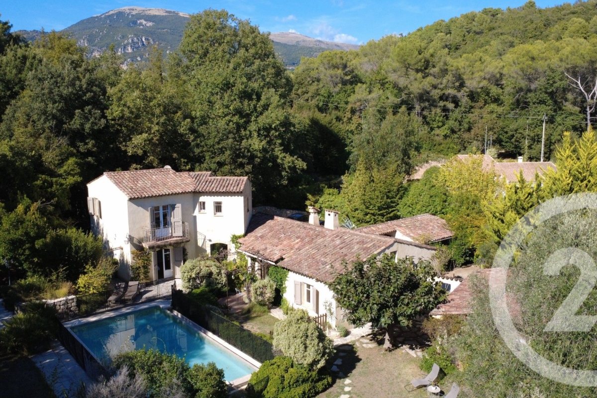 Maison de luxe à vendre à Roquefort-les-Pins, 1 095 000 €, Photo 2