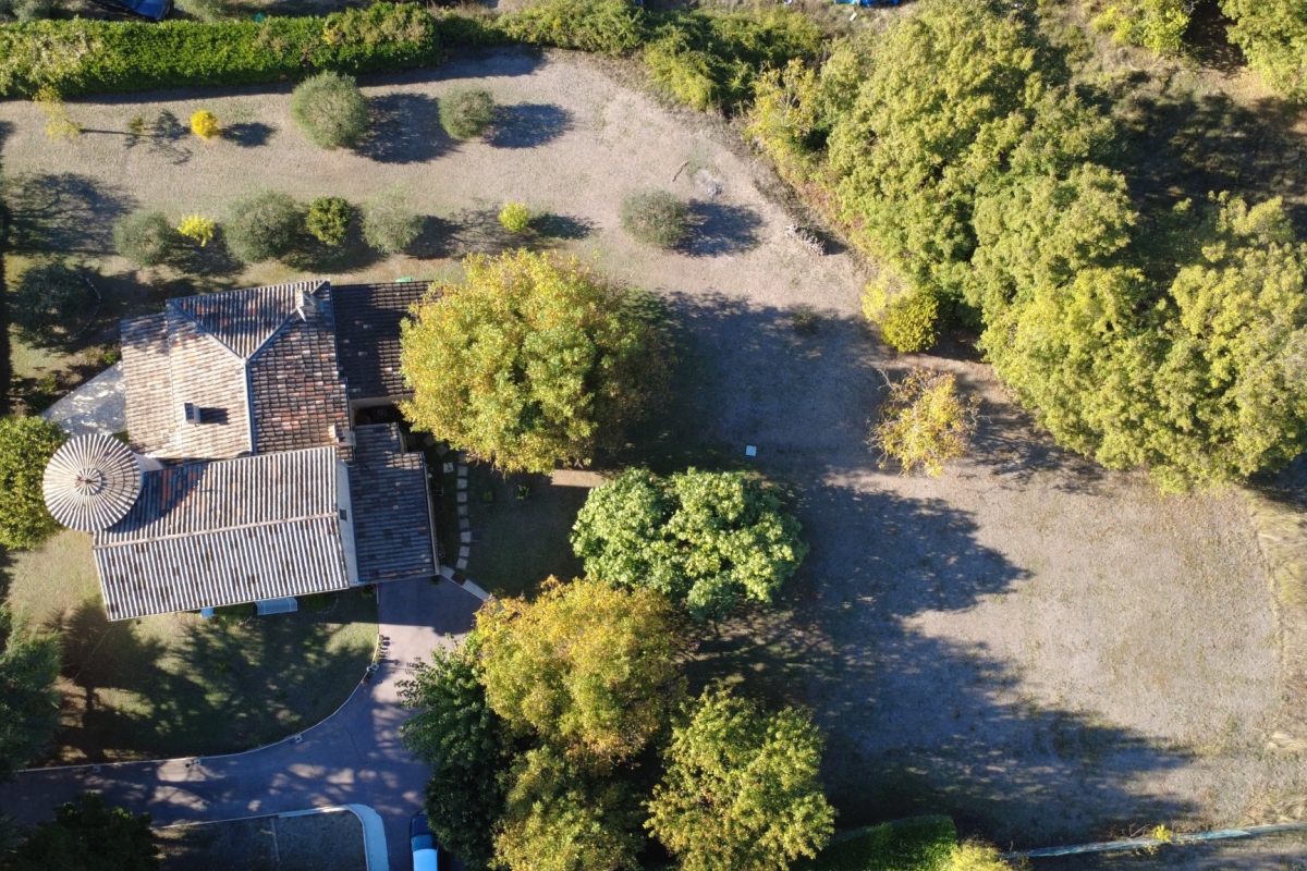 Maison de luxe à vendre à Châteauneuf-Grasse, 885 000 €, Photo 2