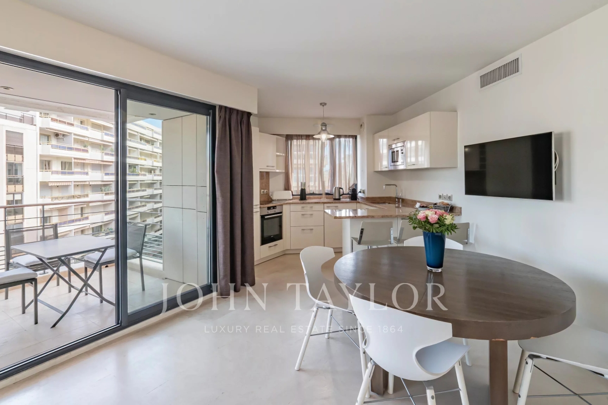 Luxury Apartment for sale in Cannes, 1 250 000 €, Photo 2