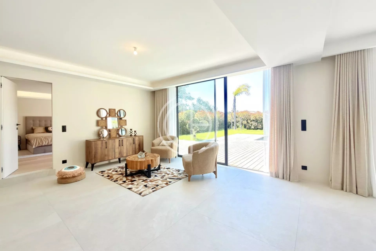 Maison de luxe à vendre à Valbonne, 1 990 000 €, Photo 3