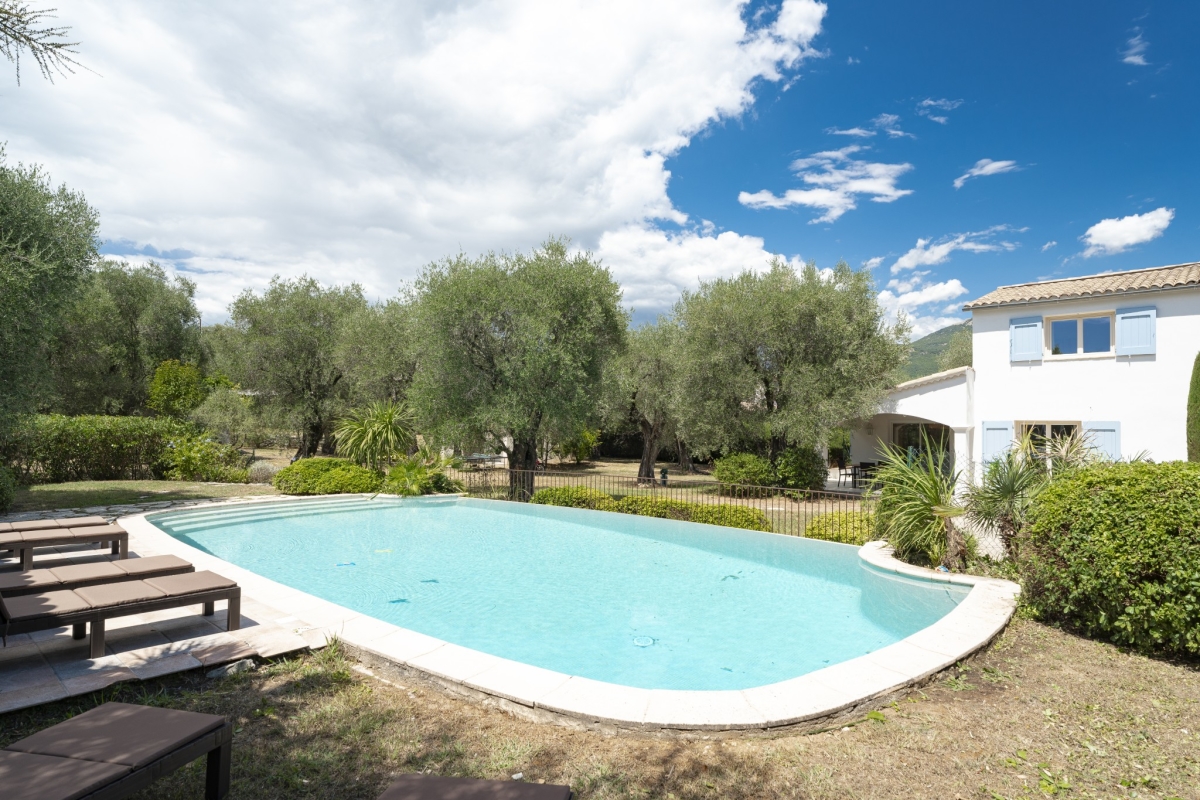 Maison de luxe à vendre à Le Rouret, 1 190 000 €, Photo 3