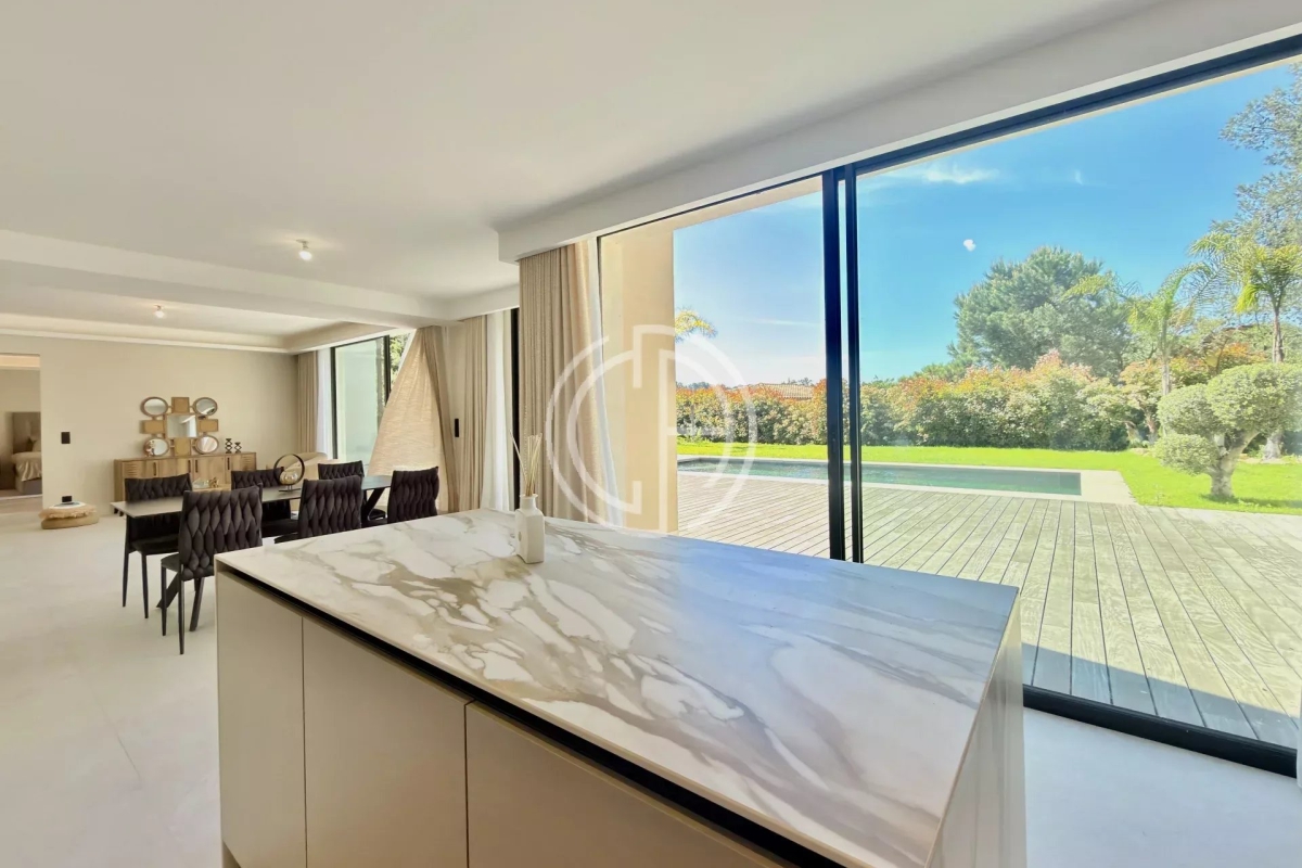 Maison de luxe à vendre à Valbonne, 1 990 000 €, Photo 4