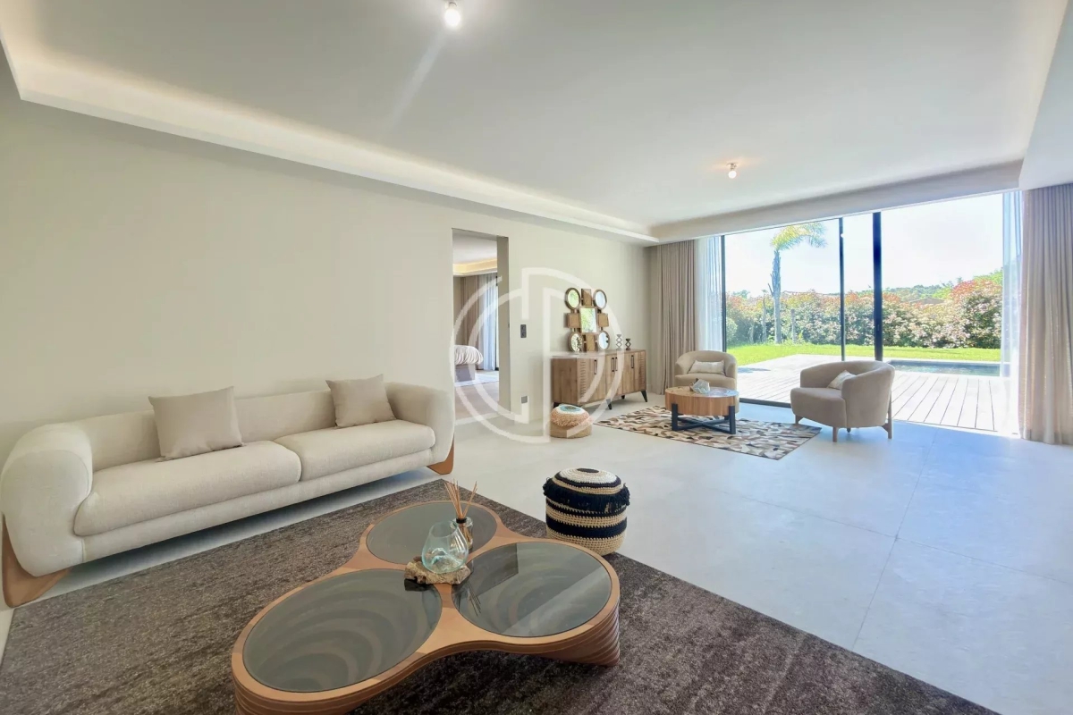 Maison de luxe à vendre à Valbonne, 1 990 000 €, Photo 6