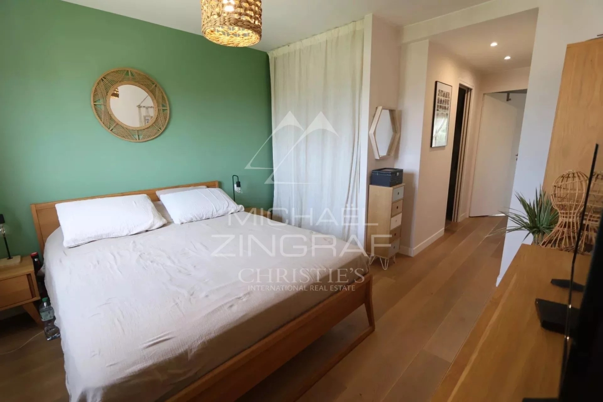 Luxury Apartment for sale in Antibes, 939 000 €, Photo 7