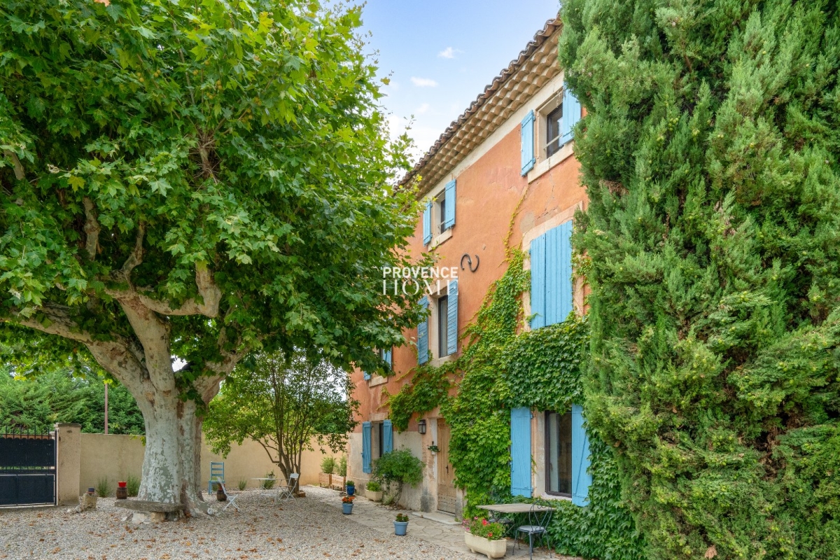 Luxury House for sale in Gargas, 690 000 €, Photo 1