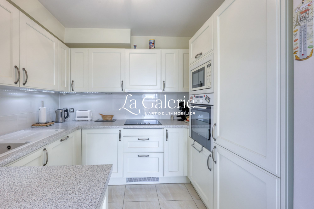 Appartement de luxe à vendre à Hyères, 330 000 €, Photo 7