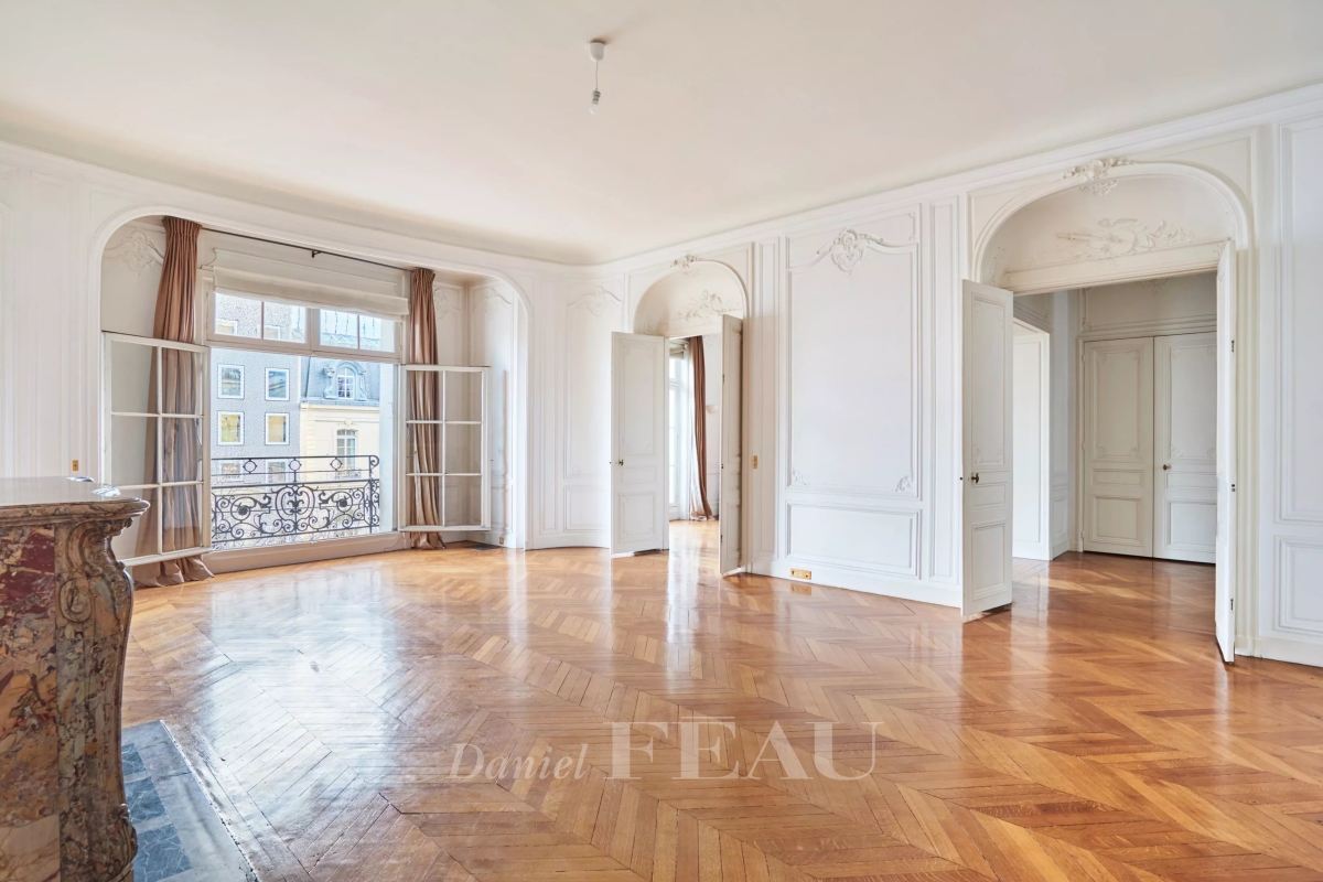 Appartement de luxe à louer à Paris 8ème, 16 750 €, Photo 3
