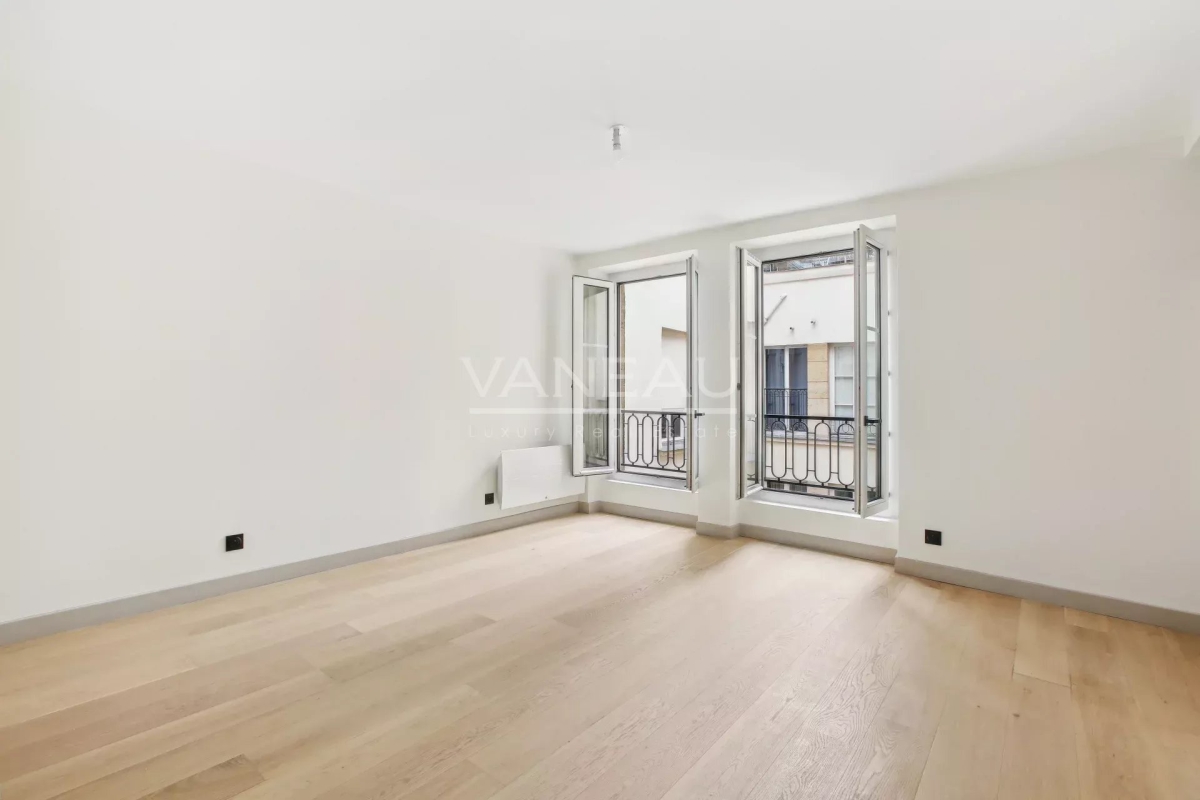 Luxury Apartment for sale in Paris 4Ème, 638 000 €, Photo 7