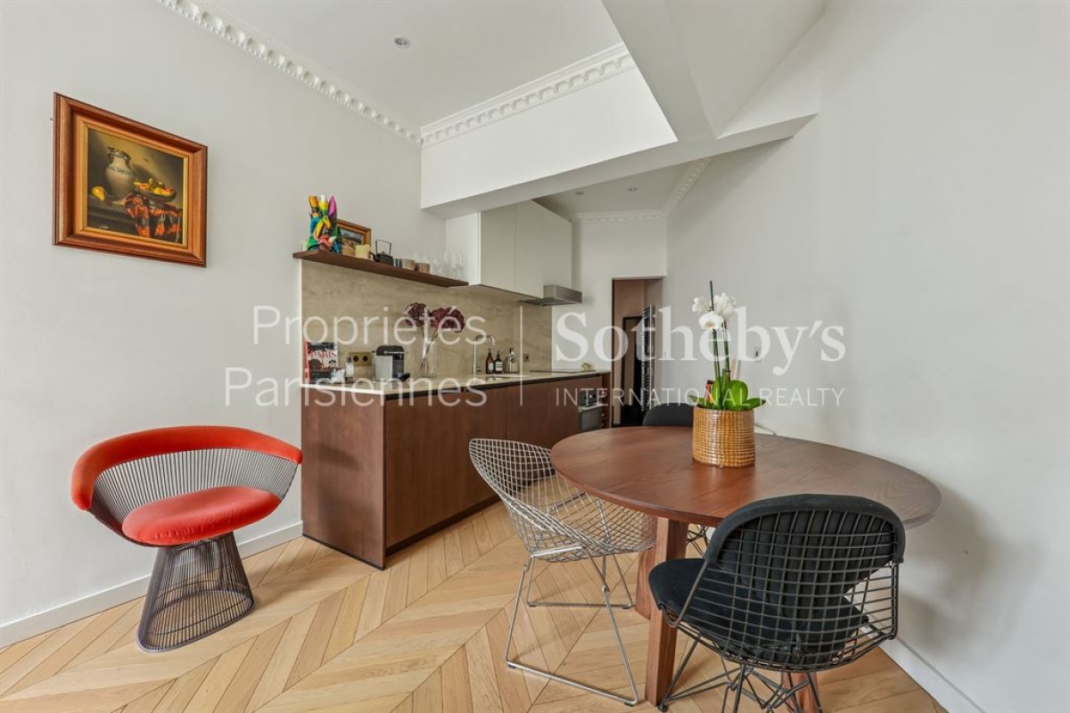 Luxury Apartment for sale in Paris 9Ème, 780 000 €, Photo 6