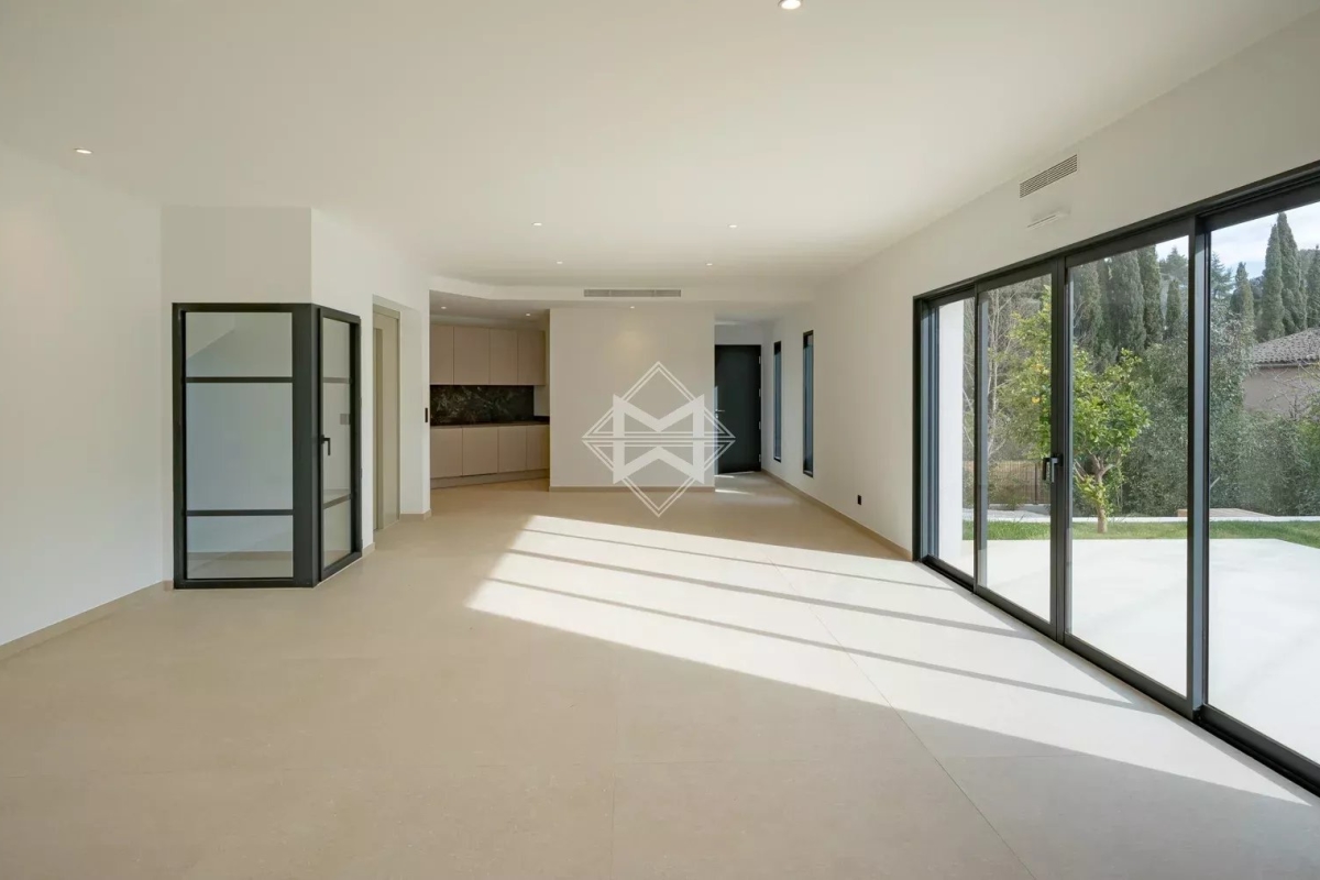 Maison de luxe à vendre à Mougins, 1 510 000 €, Photo 4