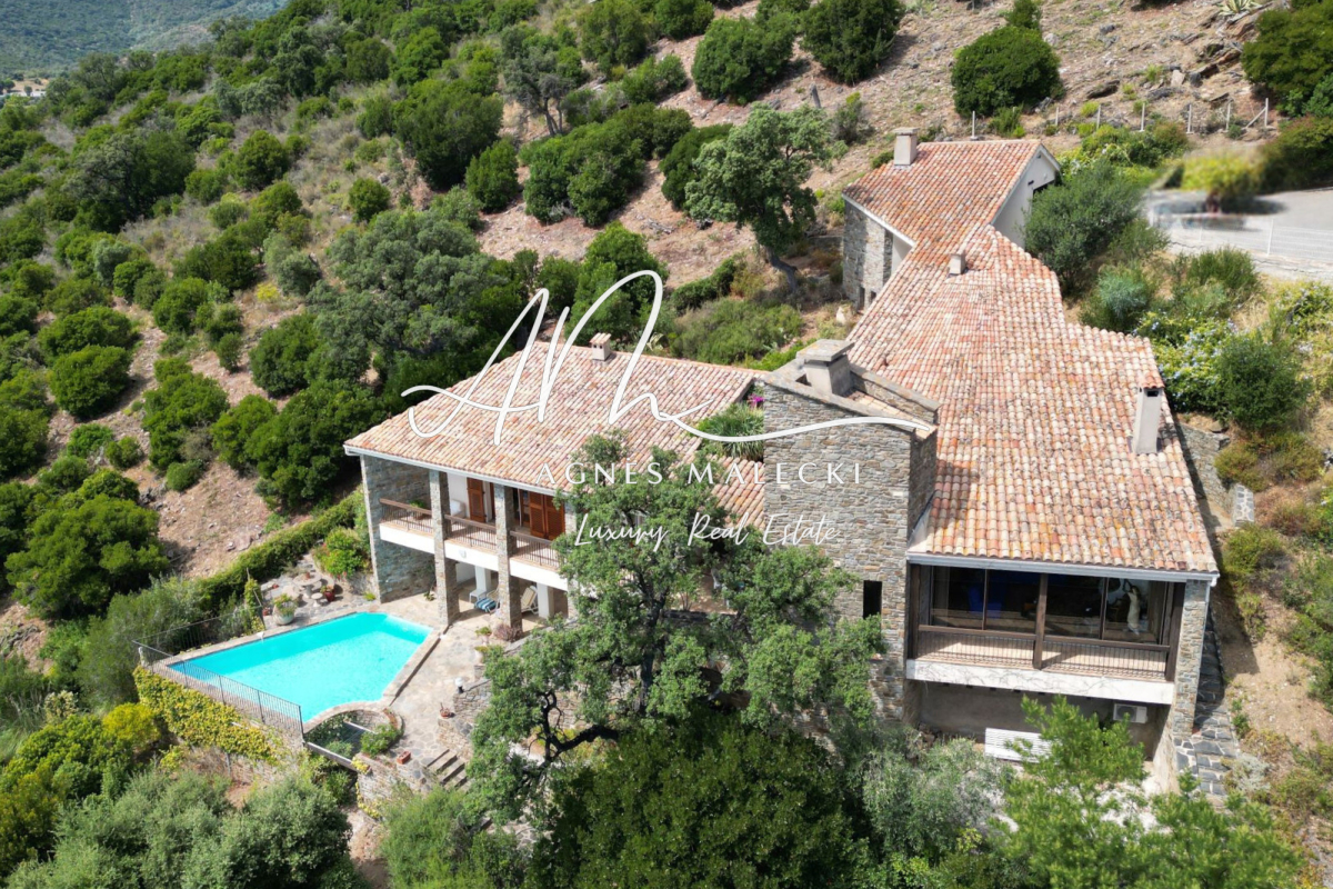 Maison de luxe à vendre à Le Lavandou, 2 490 000 €, Photo 1