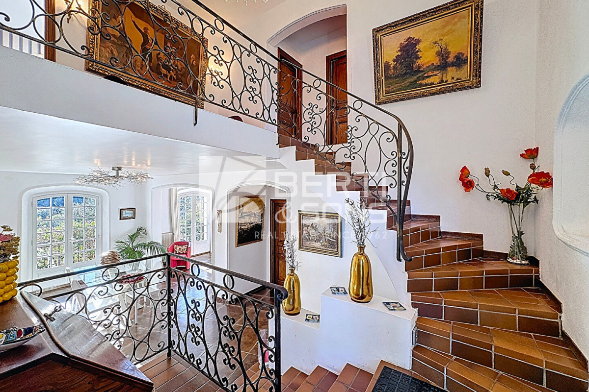 Luxury House for sale in Mandelieu-la-Napoule, 1 390 000 €, Photo 4