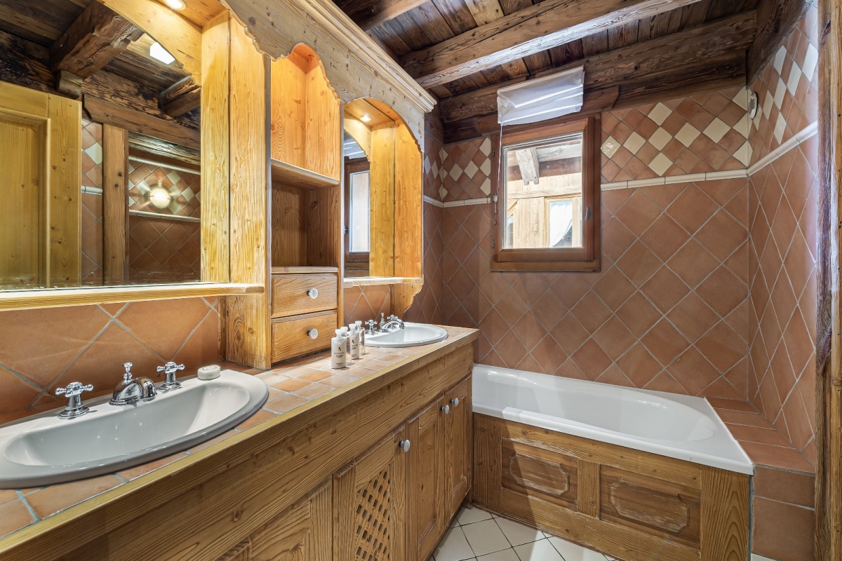 Luxury House for sale in Meribel les Allues, 2 695 000 €, Photo 5